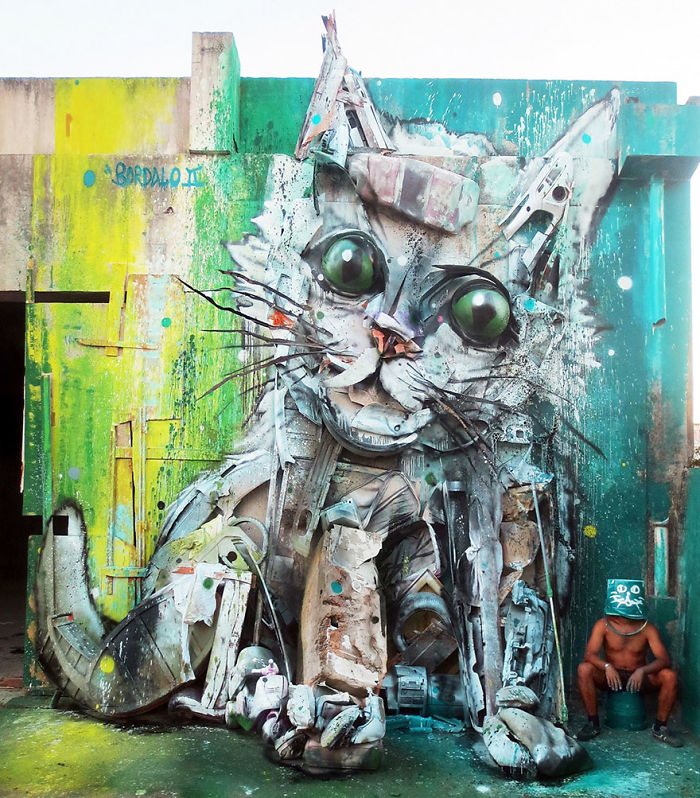 trash-animal-sculpture-artur-bordalo-41-57ea1c08dd18d__700