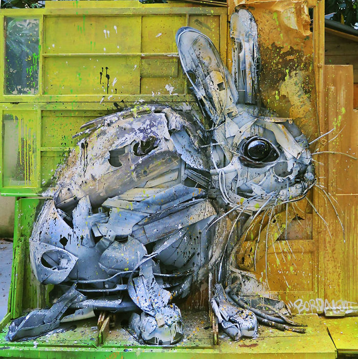 trash-animal-sculpture-artur-bordalo-28-57ea1bea49acd__700