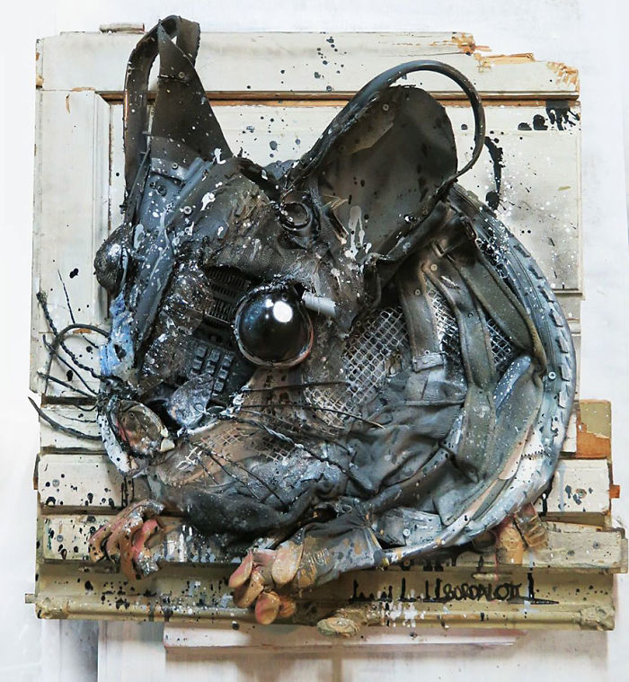 trash-animal-sculpture-artur-bordalo-17-57ea1bcc4a3b7__700