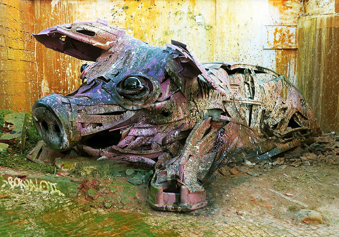 trash-animal-sculpture-artur-bordalo-18-57ea1bcea22a4__700