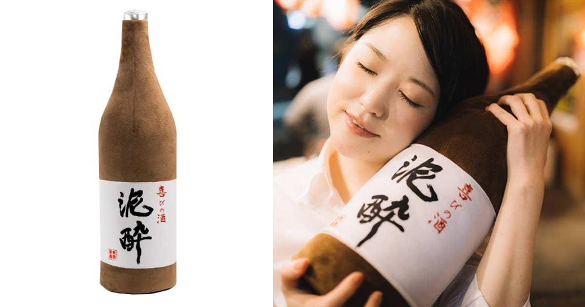 sake-bottle-pillow-village-vanguard-fb