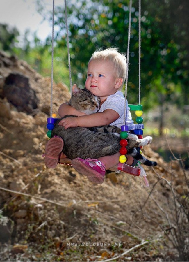 children-need-a-cat-in-their-life-06
