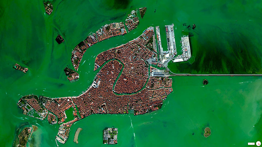 satellite-aerial-photography-daily-overview-benjamin-grant-105-5816f7c92b57b__880