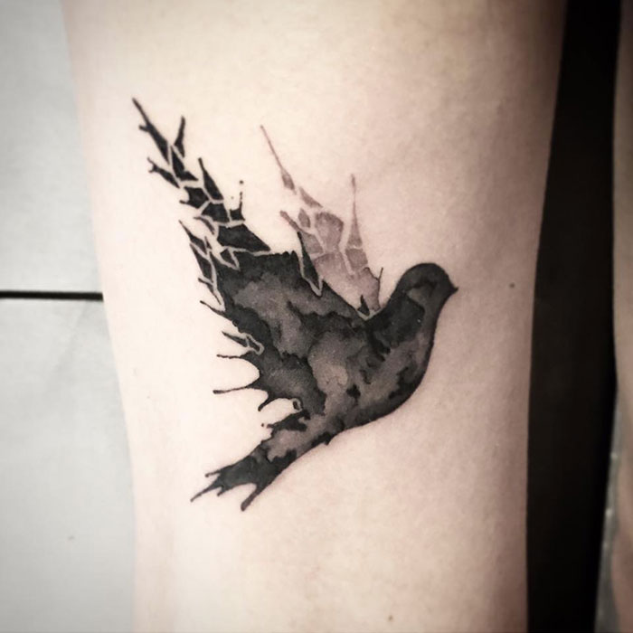 bird-tattoos-203-5811e1dcc8851__700