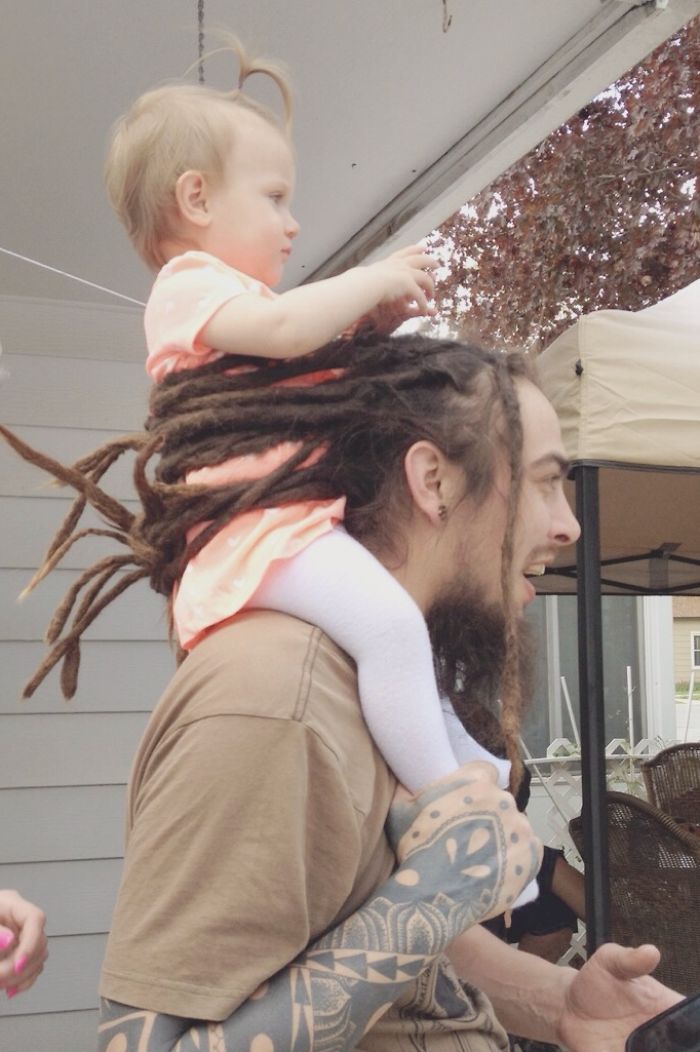 funny-baby-parenting-moments-26-57fcce27be179__700