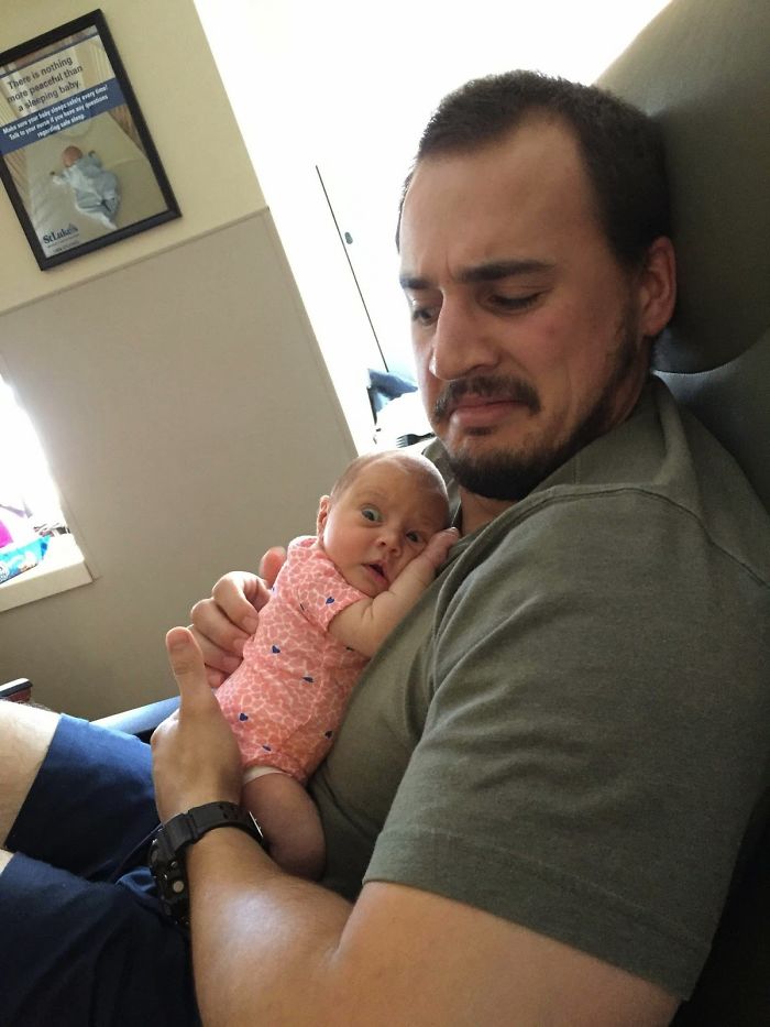 funny-baby-parenting-moments-29-57fcce33b5b90__700
