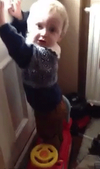 funny-baby-parenting-moments-103-57fce911a6014__605