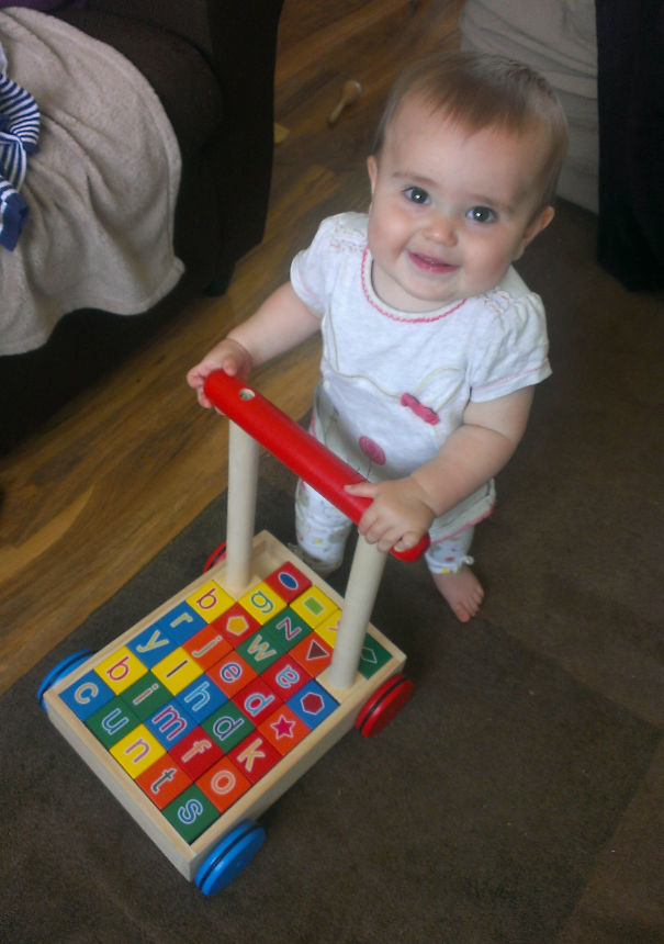 funny-baby-parenting-moments-28-57fcce30103ae__605