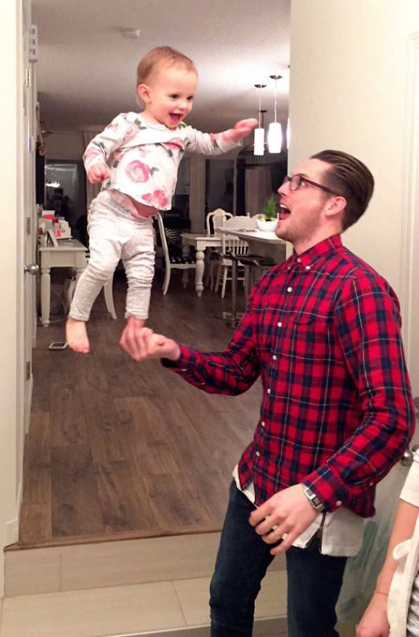 funny-baby-parenting-moments-16-57fcce07e9bd0__605