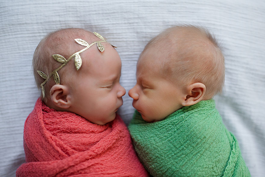 twin-photoshoot-newborn-final-moments-william-brentlinger-lindsey-brown-11