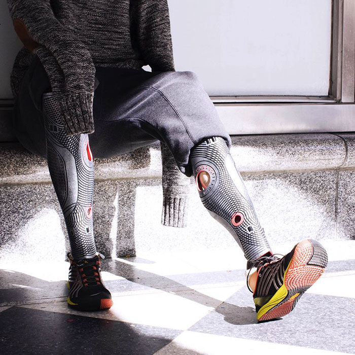 stylish-leg-prosthetics-alleles-studio-42