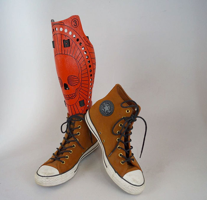 stylish-leg-prosthetics-alleles-studio-29