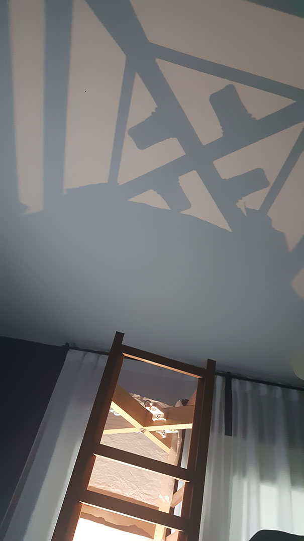 321dae1a6eed5371ff4e4df881578588_Shadows-Not-Like-Objects-83-594b67d88fa30__605
