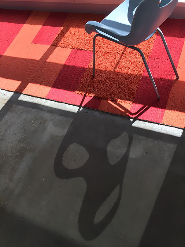 6152809ae047cb2902e8ccb3c497ac8c_Shadows-Not-Like-Objects-102-594b809a1ac0e__605