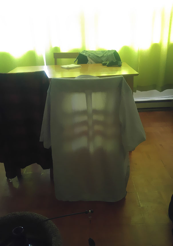 3476997c0e1f96559c035e585380008a_Shadows-Not-Like-Objects-114-594b8e030286f__605