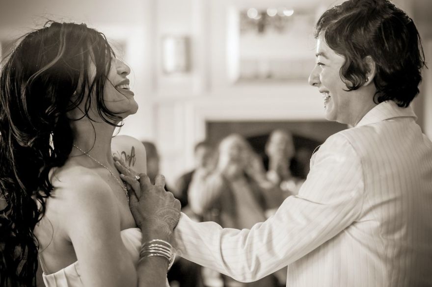 lgbt-wedding-pictures-3-59356882ecf21__880