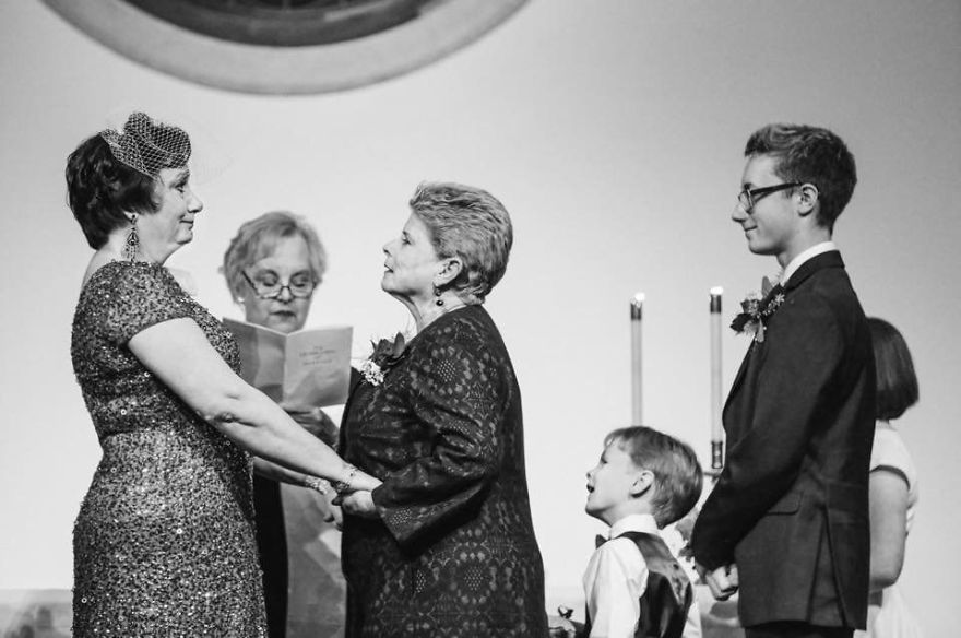 lgbt-wedding-pictures-9-5935688d05b7d__880
