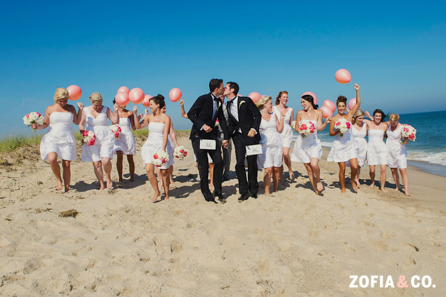 lgbt-wedding-pictures-39-59356f84e8f88__880