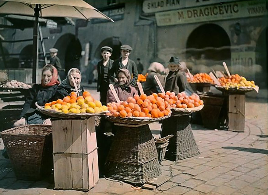 first-color-photos-vintage-old-autochrome-lumiere-auguste-louis-593e7fb81ed9d__880