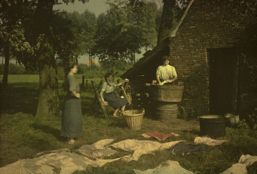 first-color-photos-vintage-old-autochrome-lumiere-auguste-louis-593e86aaa9305__880