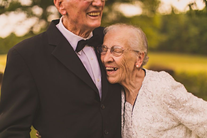 64a2c7422cd9cd4f5e32704e3345db6f_65-Years-of-Marriage-5957c55c1f5a1__880