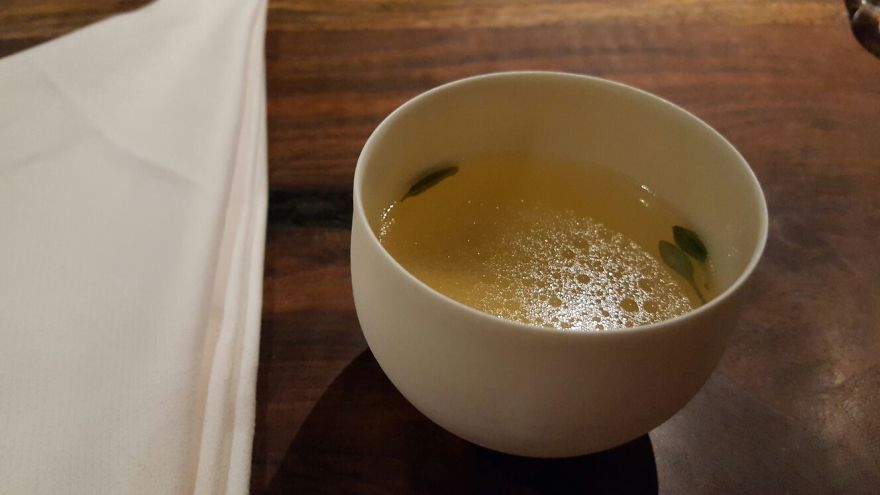 Voilà à quoi ressemble un repas de 600 $ pour 1 personne dans l'un des restaurants les plus chers d'Amérique Voilà à quoi ressemble un repas de 600 $ pour 1 personne dans l'un des restaurants les plus chers d'Amérique