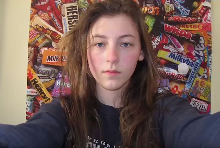 Une ado prend une photo tous les jours depuis 8 ans, voici comment des changements subtils créent une grande différence à la fin. Une ado prend une photo tous les jours depuis 8 ans, voici comment des changements subtils créent une grande différence à la fin.