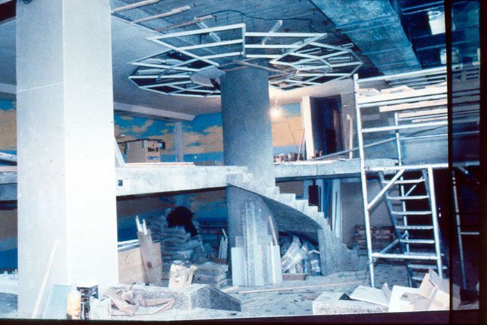 Le premier McDonald's de Moscou a ouvert ses portes en 1990, et ces 27 photos montrent à quel point c'était insensé Le premier McDonald's de Moscou a ouvert ses portes en 1990, et ces 27 photos montrent à quel point c'était insensé