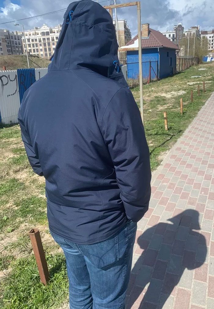 108 Times People Spotted Shadows Of Things That Look Deceiving And Just Had To Take A Pic Of Them