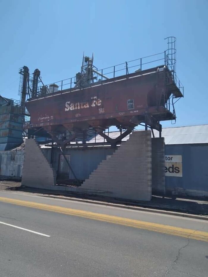 83 Of The Worst Work Safety Examples Ever, As Shared In An Online Group Dedicated To Them (New Pics)