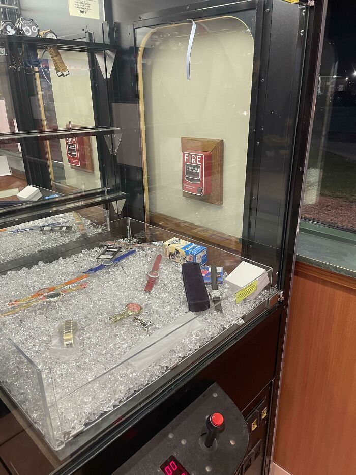 83 Of The Worst Work Safety Examples Ever, As Shared In An Online Group Dedicated To Them (New Pics)