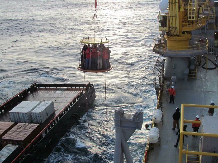 83 Of The Worst Work Safety Examples Ever, As Shared In An Online Group Dedicated To Them (New Pics)
