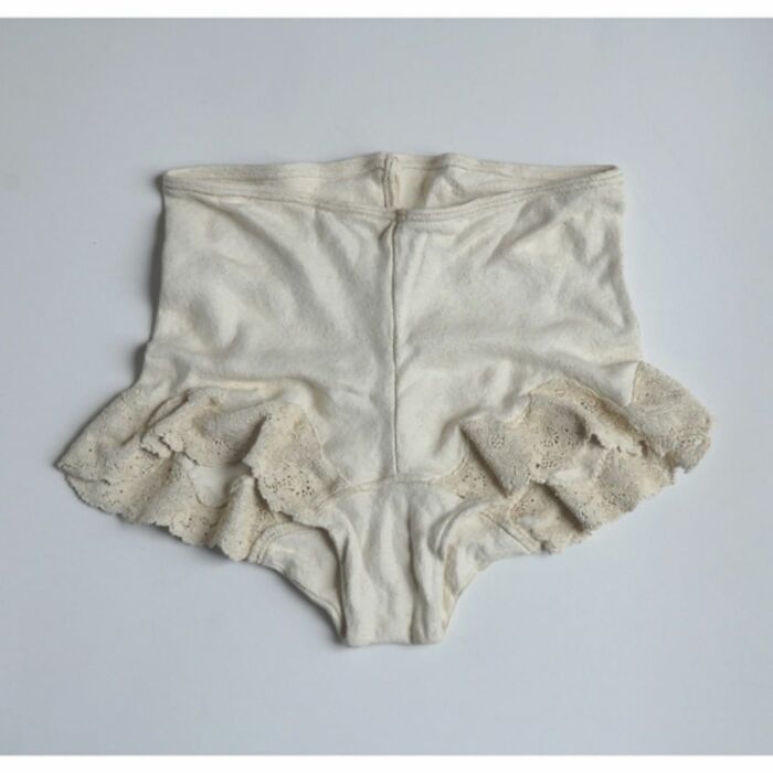 This Japanese Artist Uses Soft Clay To Carve Out Hyper-Realistic Clothing And Accessories (30 Pics)