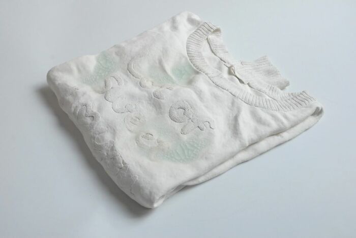 This Japanese Artist Uses Soft Clay To Carve Out Hyper-Realistic Clothing And Accessories (30 Pics)