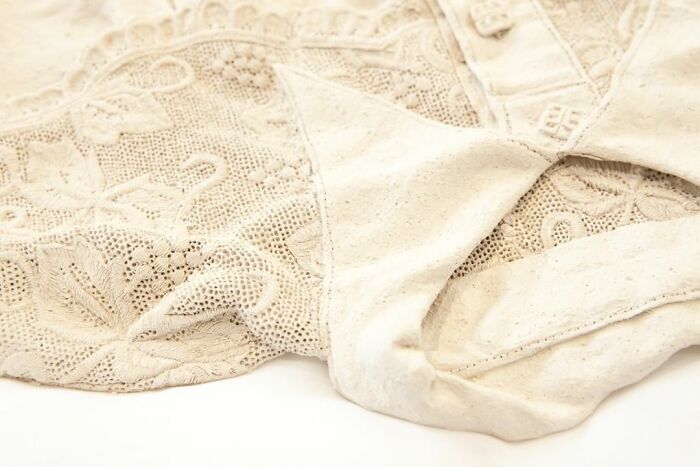 This Japanese Artist Uses Soft Clay To Carve Out Hyper-Realistic Clothing And Accessories (30 Pics)