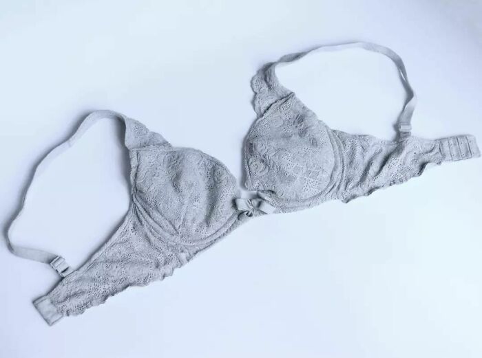 This Japanese Artist Uses Soft Clay To Carve Out Hyper-Realistic Clothing And Accessories (30 Pics)