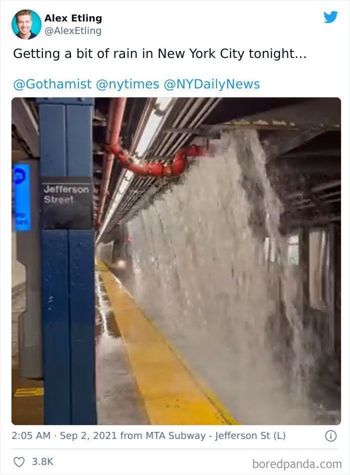 People Are Horrified By The Scenes Of Apocalyptic Flooding In New York City (34 Photos)