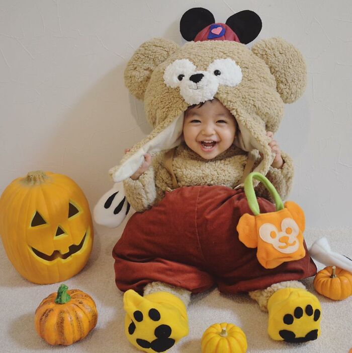 These Kids Get Dressed Up In Hand-Crafted Costumes And They Look Adorable In Them (60 Pics)