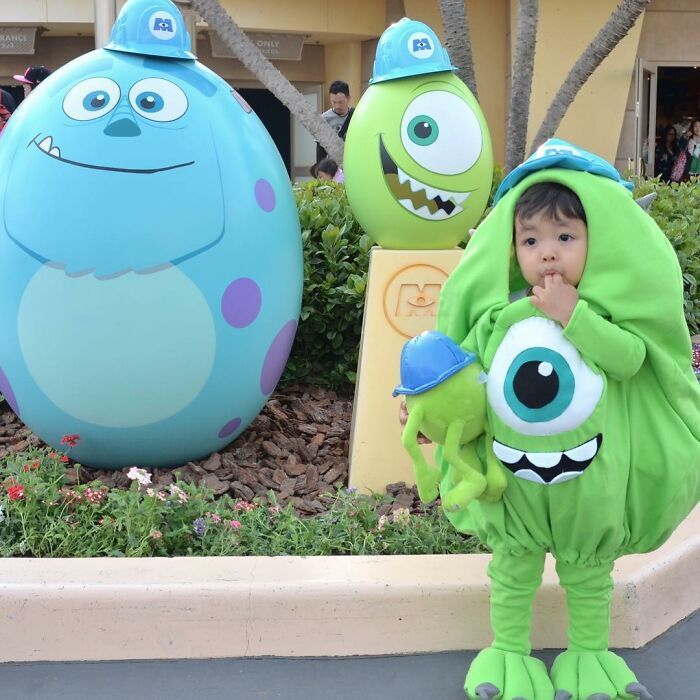 These Kids Get Dressed Up In Hand-Crafted Costumes And They Look Adorable In Them (60 Pics)