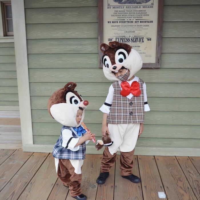 These Kids Get Dressed Up In Hand-Crafted Costumes And They Look Adorable In Them (60 Pics)