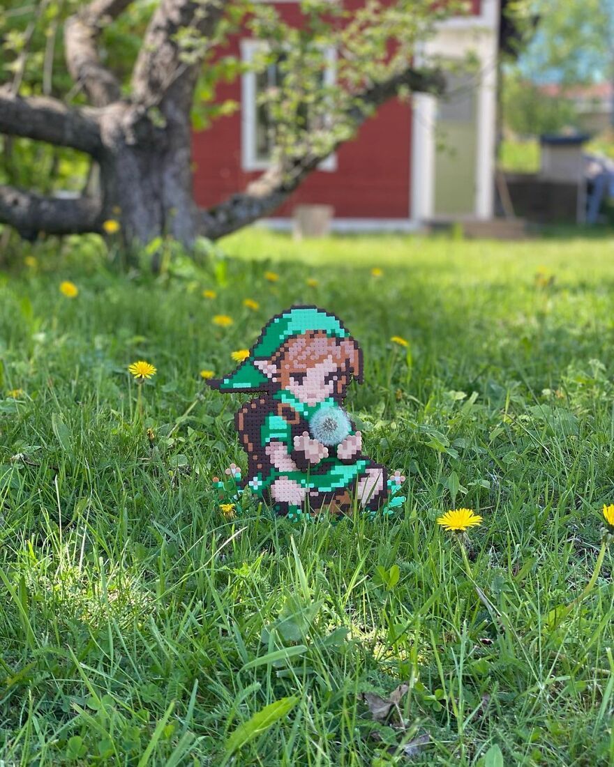 Artist ‘Vandalizes’ The Streets With His Fun And Unique Pixel Art (30 Pics)