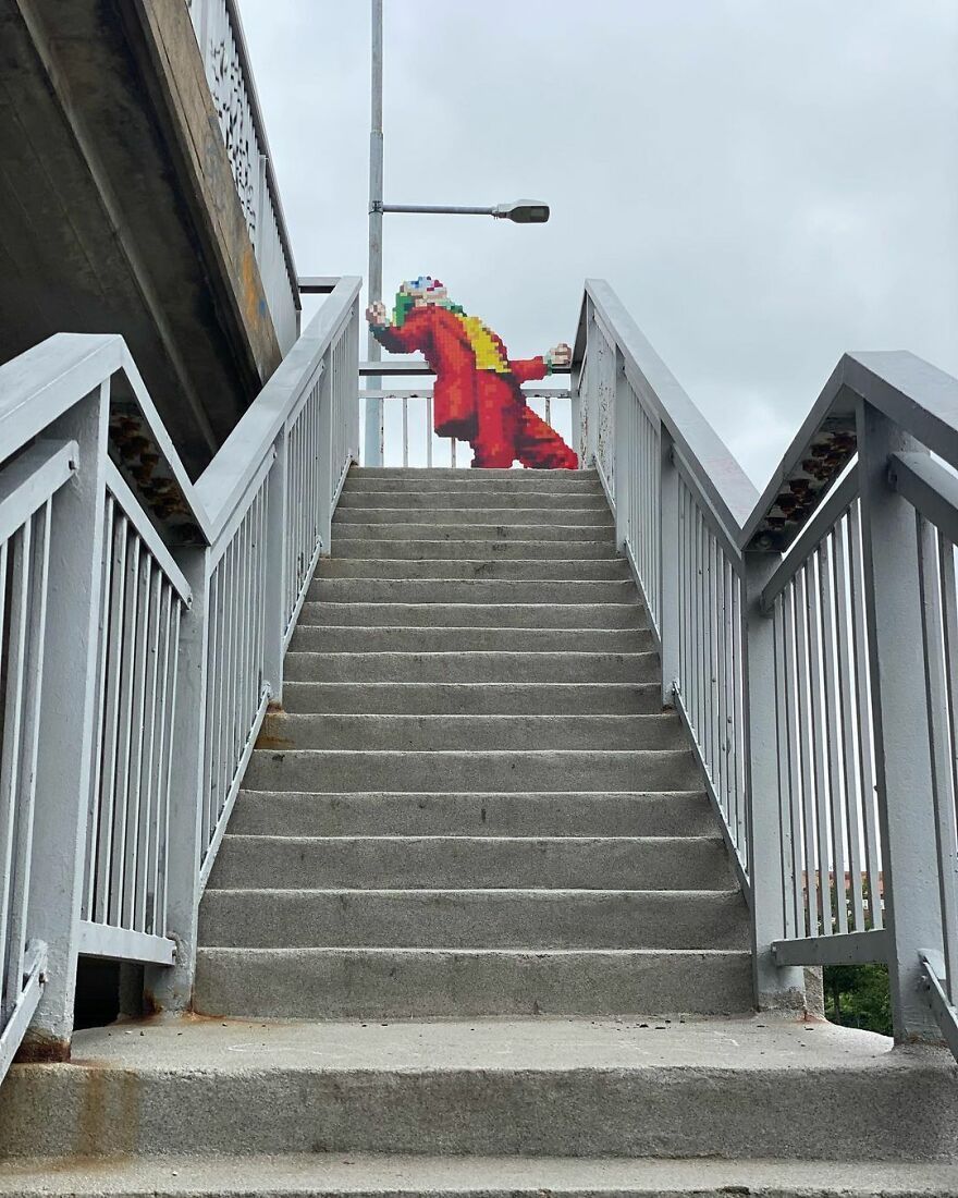Artist ‘Vandalizes’ The Streets With His Fun And Unique Pixel Art (30 Pics)