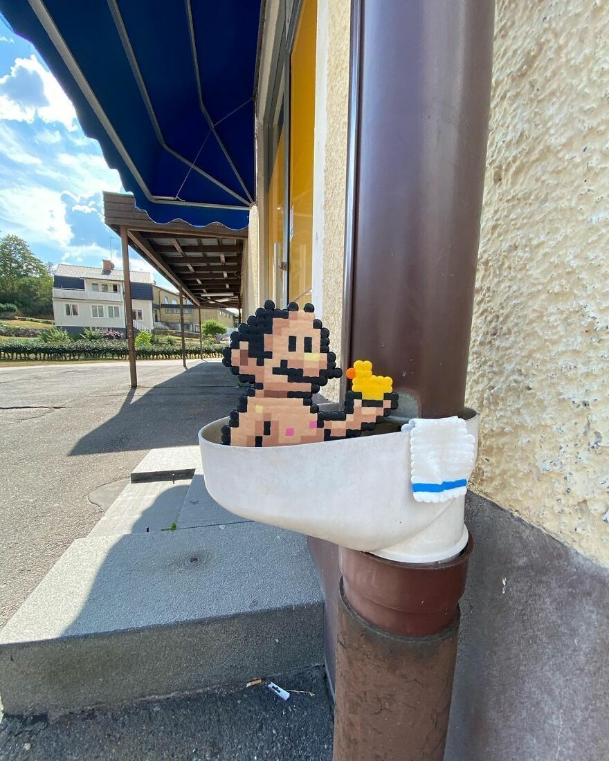 Artist ‘Vandalizes’ The Streets With His Fun And Unique Pixel Art (30 Pics)