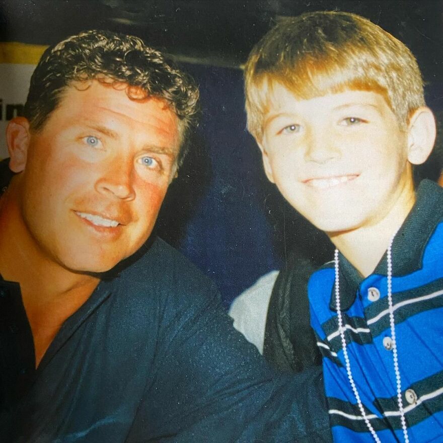 Guy Shares His Photo Album Where He Is Posing Alongside Celebrities (30 Pics)