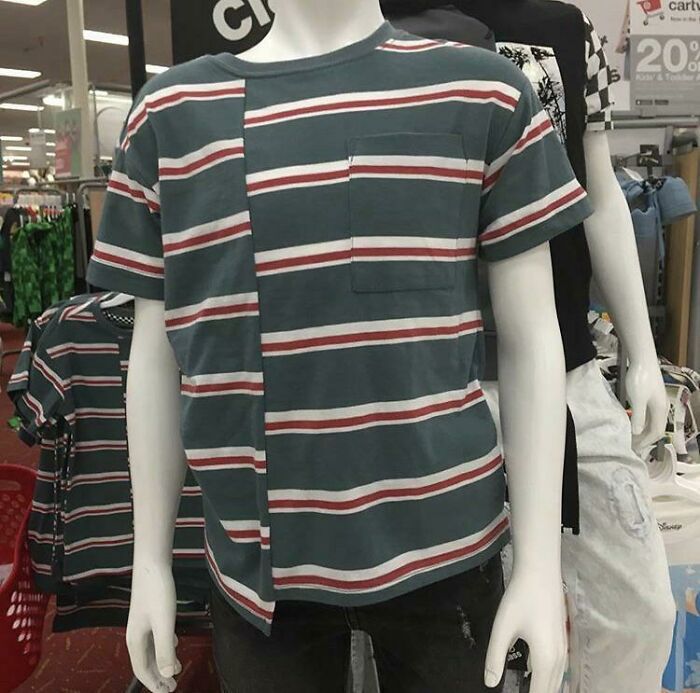 Mon amie a trouvé cette chemise chez target lmao