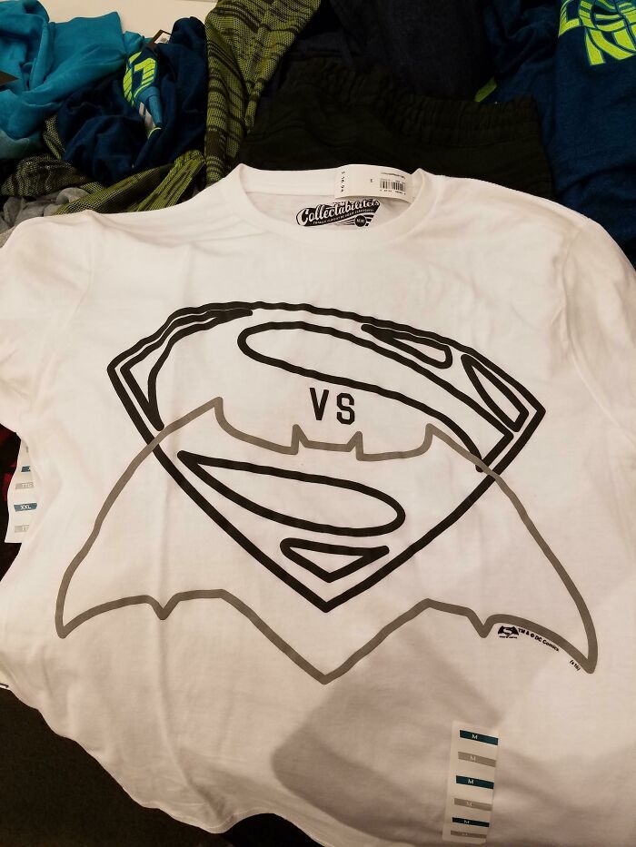 T-shirt batman vs. superman de old navy