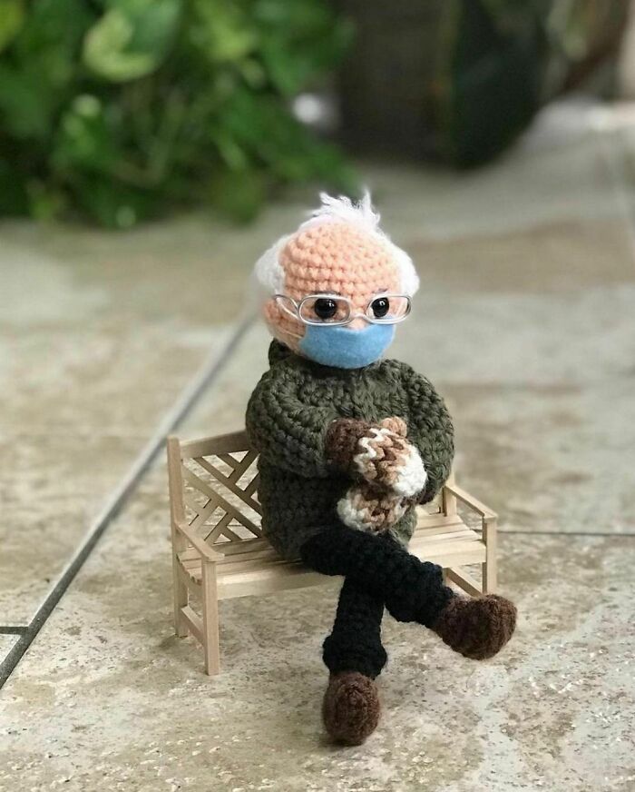 bernie sanders crochetlove par tobeytimecrochet