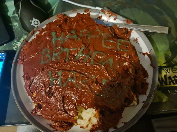 mon gâteau d’anniversaire sur le thème d’Harry Potter fait par mon petit ami