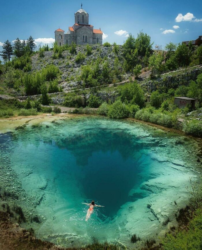 Quelqu’un veut faire un plongeon ?