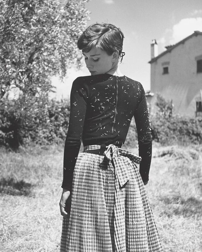 audrey hepburn photographiée par philippe halsman à rome (1954)